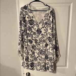 Floral V-Neck Blouse - Cream and Black
